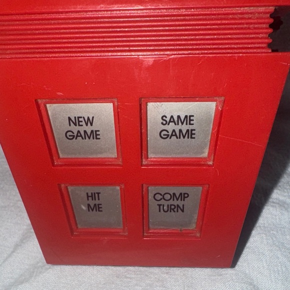 Red Merlin Handheld Console - Picture 2 of 13